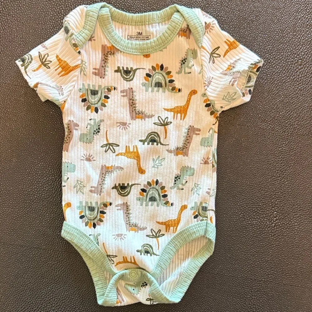 Bundle of 6 Baby Bodysuits Cloud Island brand and other  Blue and White  Set 3-9